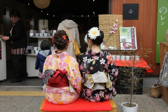 Let's Enjoy 10 funny Japanese dialect phrases in Kyoto!