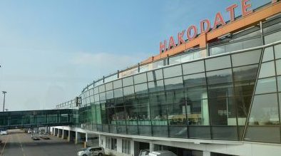 8 Amazing Japan Airports You Can Enjoy as Sightseeing hakodate